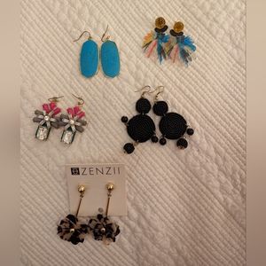 5 pairs of statement earrings